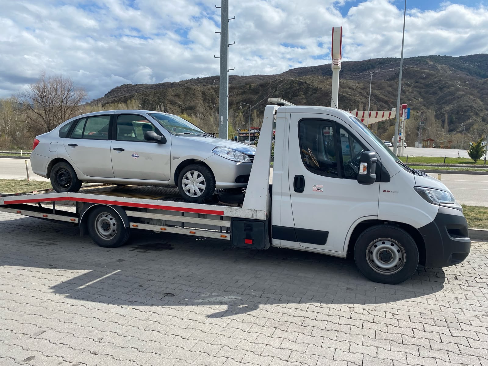 Bolu oto çekici ve yol yardım görseli 5